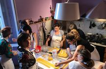 Ravioli, Pasta and Tiramisu Class at a Local's Home in Perugia