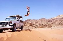 Jeep Tour in Wadi Rum with Professional Guide (Full day)