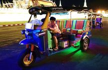 Private Tour : Bangkok Night Tour and Street food By Tuk Tuk and Boat