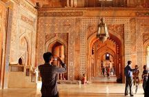 2-Day Private Tour of Agra incl Taj Mahal, Fatehpur Sikri & Agra Fort from Delhi