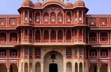 Immersive culture tour of Pune by private car with guide and local lunch 