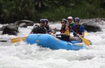 Rafting III-IV in Pacuare River