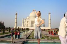 Private Sunrise Taj Mahal Tour with Agra Fort & Baby Taj