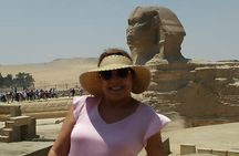  All Inclusive day tour to Giza pyramids, Egyptian museum and Felucca 