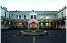 Small group - Napier, Wine and Beer Tour - 5.0 - 5.5 hours