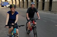 Guided Cycle Tour of Old Mumbai with Breakfast