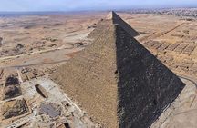 Private Tour: Pyramids of Giza & Sphinx & Pyramid of Khufu Entry