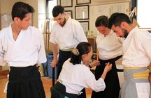 Tokyo:Samurai sword and archery class from a samurai descendant