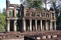 Angkor Wat Full-day Private Tour from Siem Reap