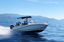 Private boat tour skippered by a local expert - fully customizable