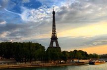 Paris Gourmet French Delicacies Food Tour in Eiffel Tower Area