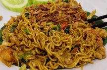 Yogyakarta Evening Walking and Food Tour