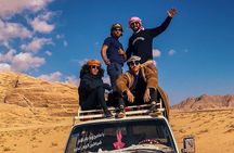 Full-Day Jeep Tour & Sleep in Luxury Tent with private Bathroom