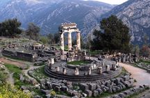 Mystic Delphi in a Full Day Private Tour