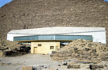 Cairo: Great Pyramids, Sphinx, Valley Temple and Boat Museum