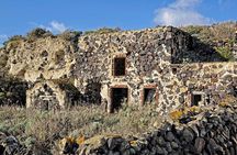 Thirassia Island: 6hr Private Tour with Lunch from Santorini