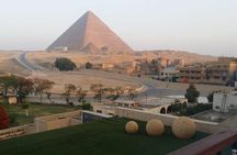 Luxury private tour to Giza pyramids 