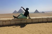 Luxury private tour to Giza pyramids 