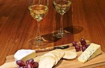 Lake Wanaka 1-Hour Cruise Including Wine and Cheese Board