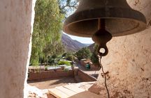 Rainbow Valley Tour, Yerbas Buenas Petroglyphs - Half Day Tour