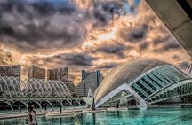 Private 4-hour Walking Tour of Valencia with official tour guide