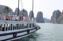 Halong Bay Islands and Caves: Full-Day Tour from Hanoi