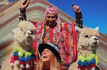Cusco: Rainbow Mountain, Red Valley Early Access Hike with Meals