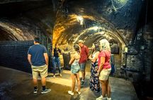 Montserrat & Winery Visit Tour with Traditional Farmhouse Lunch