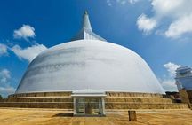 Private Day Trip to Anuradapura Ancient City from Colombo/Negombo