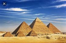 Private Tour to The Pyramids Egyptian Museum & Bazaar from Cairo