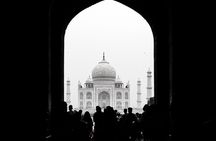 Taj Mahal Sunrise Tour by Car From Delhi