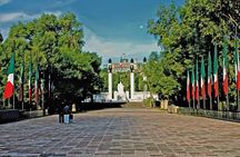 Private Walking Tour Anthropology Museum & Chapultepec Castle 