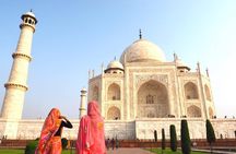 Spectacular Taj Mahal and Fatehpur Sikri Tour By India Vacations
