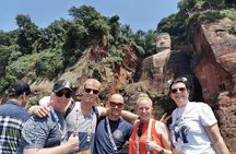  Private Chengdu day Tour of panda base with Leshan giant Buddha