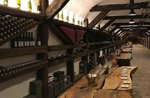 Full Day Private Wine Tour in Kakheti Region with Lunch and 3 Wine Tastings
