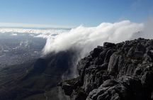 Hiking Table Mountain via Kasteels Poort Morning Hike