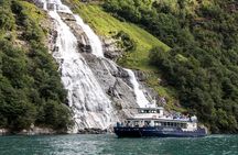 Fjordcruise Ålesund Geirangerfjord T/R