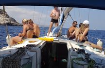 Single day Sail boat cruise with swimming, snorkeling, drinks and lunch