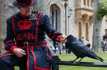 Tower of London with London Hop-On Hop-Off Tour and River Cruise
