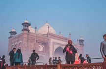Agra: Sunrise Taj Mahal Tour Including Hotel Pick-up and drop-off