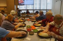 Seoul Cultural Tour - Kimchi Making, Gyeongbok palace with Hanbok