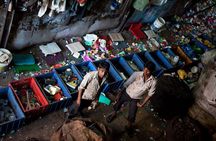 Full-Day Private Slum and Bollywood Tour with DANCE.