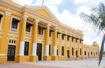 The center: Charm, Culture and Flavors