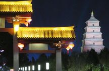 Private Xi’an Night & Food Tour by Tuk Tuk and Public Transportation