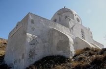Santorini Shore Excursion: Private Tour of Oia and Fira, including Museum of Prehistoric Thira and Wine Tasting