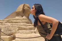 Private guided tour to Giza Pyramids, and Great Sphinx 