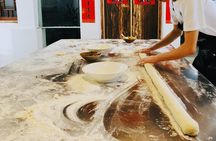 Half-day Xi'an Steamed Buns Cooking Class with a Market Visit