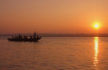Varanasi Bliss: Private Food Tour, Boat Ride & Ganga Aarti