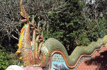 Follow monks trails Hiking & Alms Offering Doi suthep