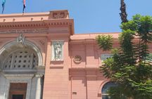 Private Tour: Discover Giza Pyramids, Sphinx & Egyptian Museum
